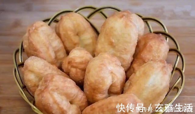 酵母粉|炸油条时,一定要加此物,油条个个空心,蓬松酥脆,还好吃