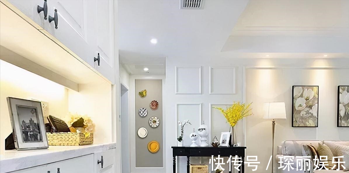 玄关|130平简美风格三房,细节布置非常周到,尤其是玄关,太巧妙了!