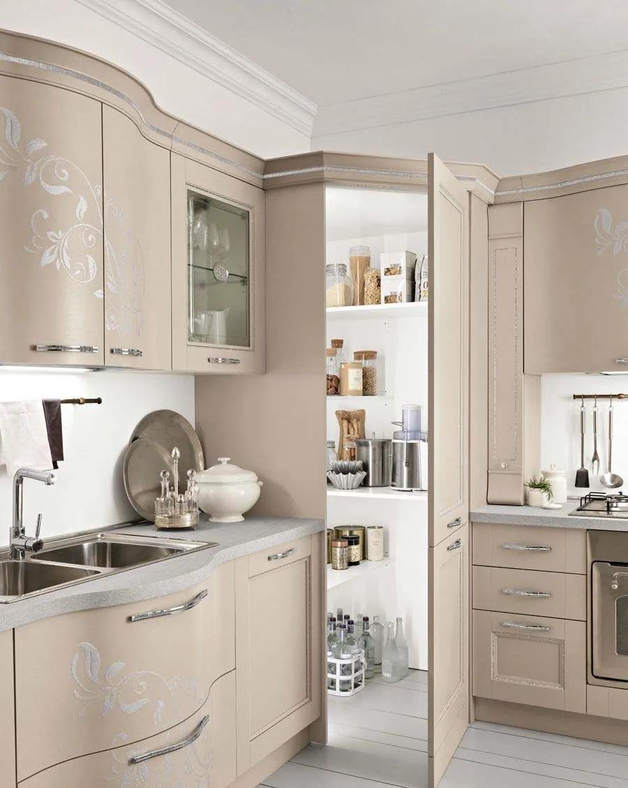 鸡肋|厨房拐角位置很鸡肋那是你没用好,学习外国人做储藏室多一间房