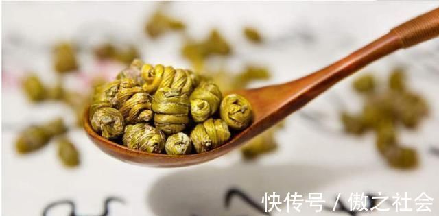 胶原蛋白|皱纹“害怕”的几种食物，女人常吃，补充胶原蛋白，越吃越年轻