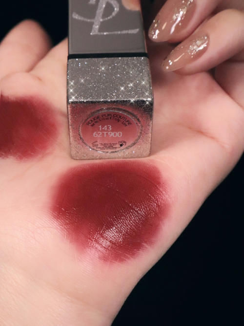 d人生第一支大牌口红怎么选？这些不能错过！