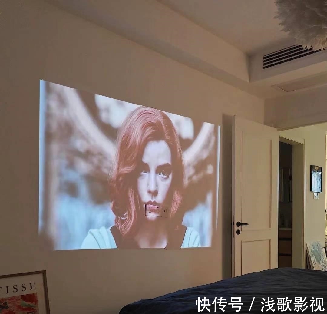 投影仪|业主80㎡的西边套，装下来花费30万，三房改两房，就一个字“值”