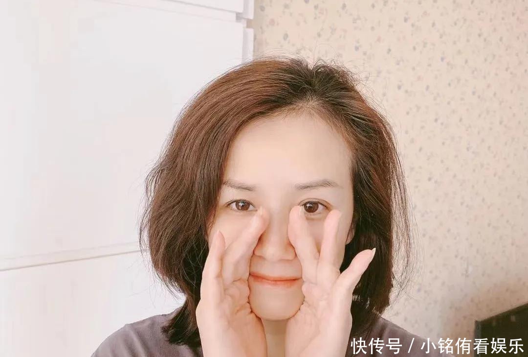 瑜伽|面部瑜伽，怎样提升苹果肌淡化法令纹？