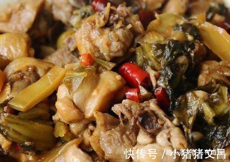 味道鲜美，香气扑鼻，比酸菜鱼还好吃，我家常吃的家常菜