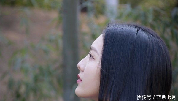 喝牛奶对40岁之后的女性好处多多,两个时候喝最合适,不是早晚