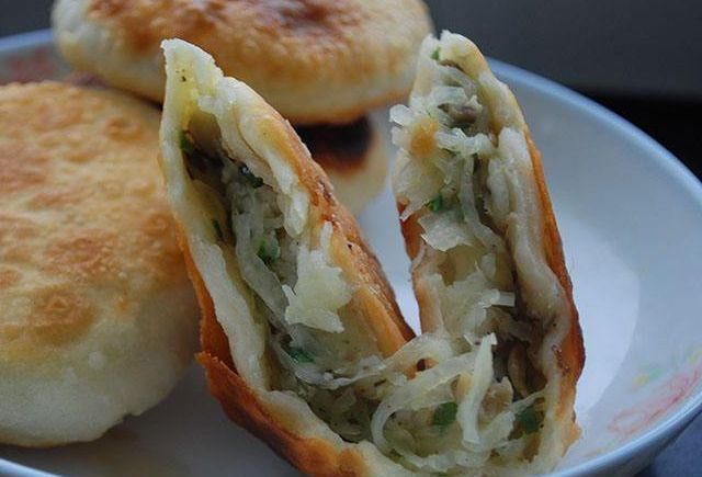 身板|中医教授告诉我们:用它泡水喝,80岁依旧身板硬朗、鹤发童颜