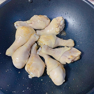 零厨艺也能做 孩子也爱吃的红烧鸡腿