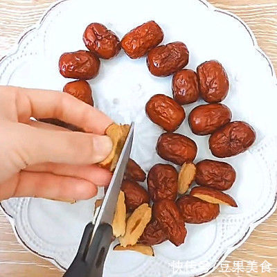 #金龙鱼精英100%烘焙大师赛-爱好组-低筋#红枣蛋糕