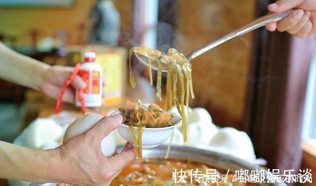 北方农村的“大锅菜”,小时候不想吃,长大吃不够,就是香