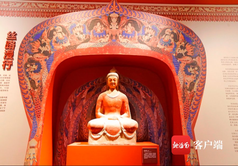  汪承贤摄|12月10日，到海南省博物馆看“觉色敦煌——敦煌石窟艺术展”