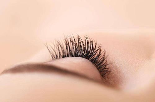 如何让睫毛自然变长试试这8个小妙招,假睫毛可以扔啦