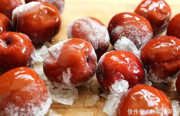 把紅棗放進(jìn)冰箱凍一凍，竟有如此神奇的用途，現(xiàn)在知道還不晚