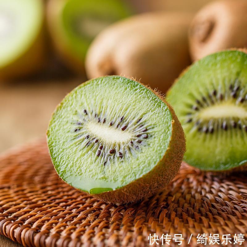 菠萝|5种水果,糖尿病患者放心吃,保持血糖稳定,还能降血糖