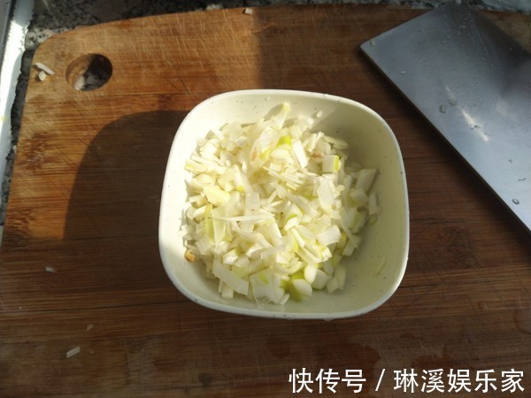 鸡身上“最值钱”的部位，买鸡的老板都留着自己吃，一只鸡就一个