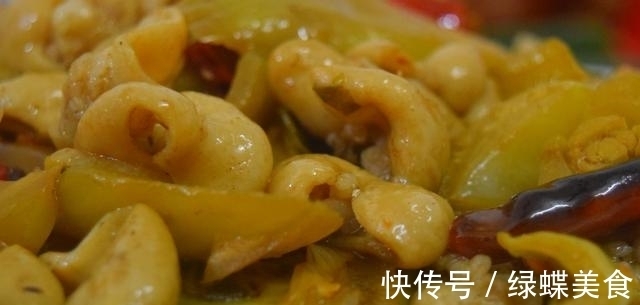 小苏打|酸菜炒大肠最好吃的做法,简单美味又下饭,看看你喜欢吃不?