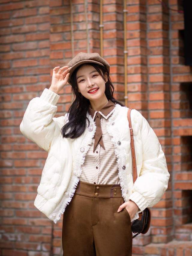 香风 你听过“小香风羽绒服”吗?华美又高级,扑面而来的贵气感