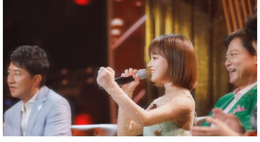 张碧晨|四位学员回《好声音》当导师,张碧晨实至名归,黄霄云被严重低估