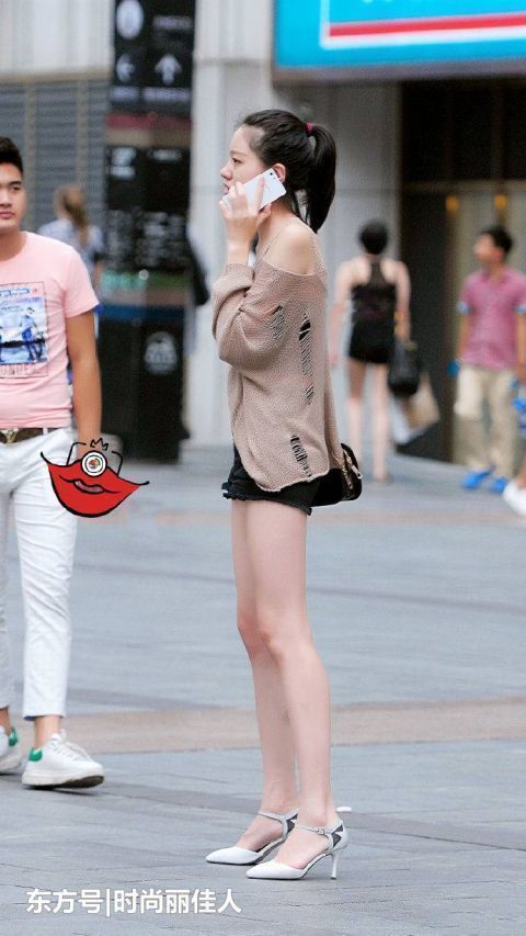 小姐姐|最近流行了破烂针织吊带凉爽又秀身材,真是潮出你的风格和气质