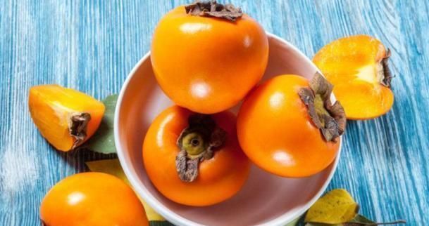 糖尿病人|常吃柿子好处多,但有2类人不能吃,大多数人还不清楚,了解下