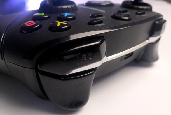 手柄|游戏手柄横评，北通阿修罗3与Xbox One，谁更值得买？