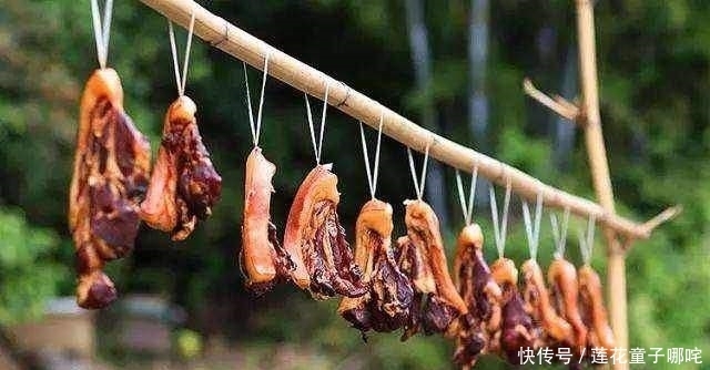 将其|腌腊肉盐要怎么放?教你一招,做出来的腊肉十分可口!