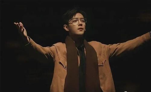 孙犁|肖战出圈之舞台获业内高度赞赏:他在演绎自己,将观众带入异时空
