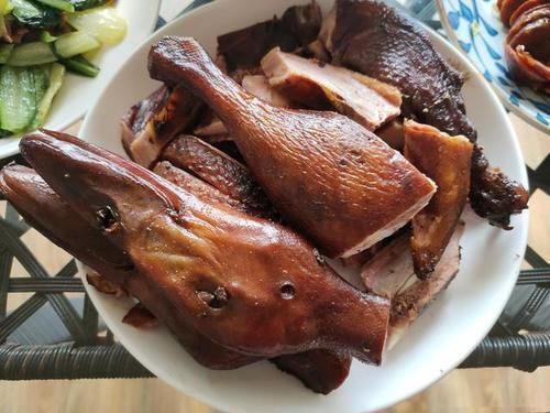 晒晒我家四口人的午餐，五菜一汤真丰盛，简单家常、营养味美