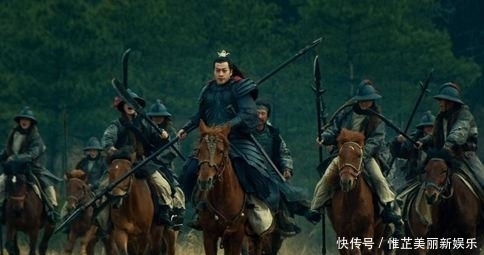 许褚|如果许褚和典韦夹攻吕布,多少回合能杀吕布?吕布:我将反杀