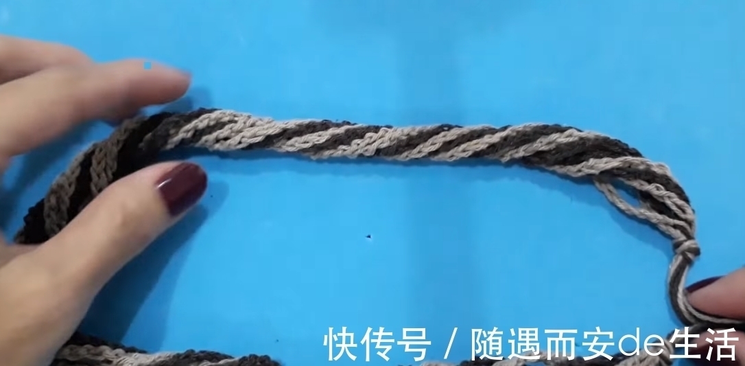 蕾丝 自制洋气颈链,一款多链式圆柱装饰颈链教程,配任何衣服都美美哒