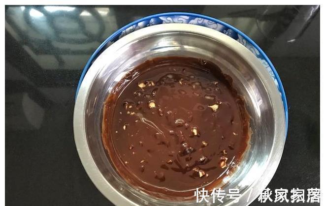 夏天雪糕不用买，教你在家做，不用蛋黄不打发，真材实料吃得放心
