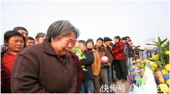 英雄$感动一座城的孟祥斌,牺牲时不到30岁,13年了他的妻女过得如何