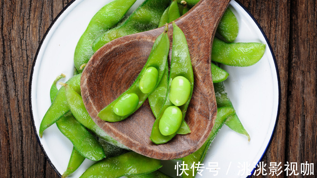 小技巧|煮毛豆，别直接加水煮，掌握4个小技巧，个个入味快，翠绿不发黄