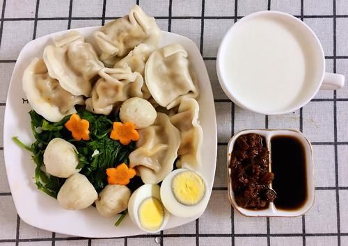 糖尿病患者早餐吃什么比较好？医生的回答很中肯！