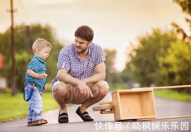 安全早知道|李玫瑾:养男孩,家长一定要坚持五个原则,儿子未来阳光有担当!