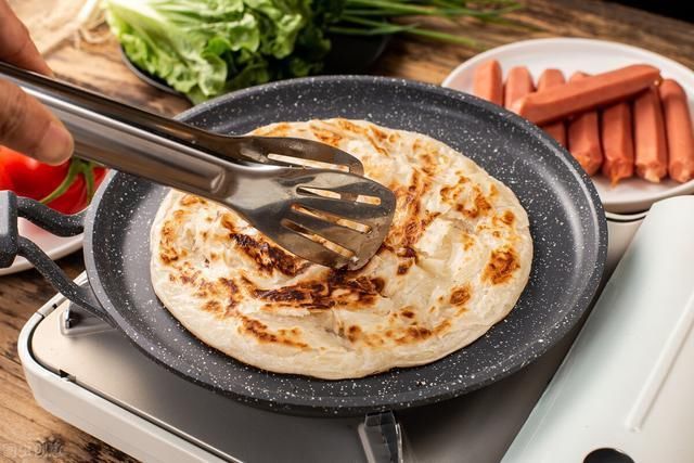 和面|不管烙什么饼,这5大诀窍要牢记,饼柔软又起层,放凉了也不硬