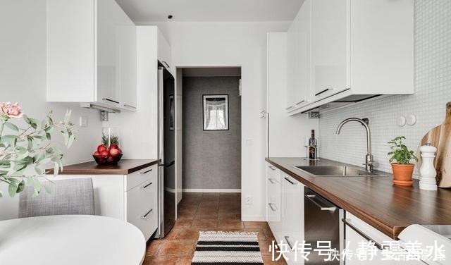 墙角|她，被迫买下50㎡小户型多花2个月却意外得个大庭院，十分满意！