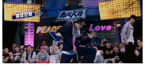 王一博|街舞隊長battle太燃了，王一博被贊巔峰，張藝興高難度跪膝