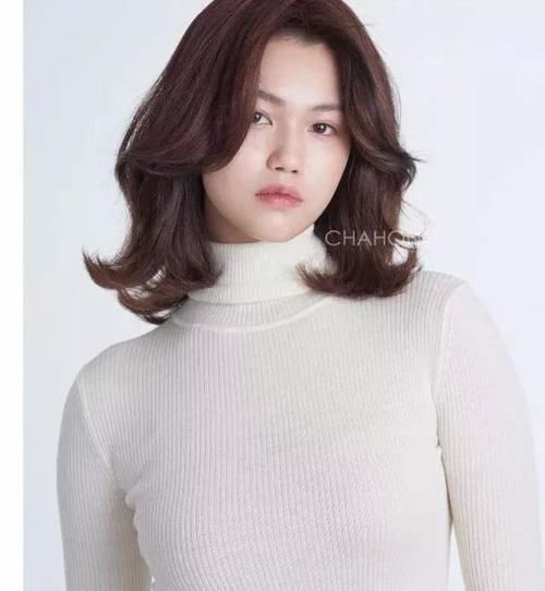 女生|纠结长发or短发?圆脸、方脸女生这样选发型才最美!