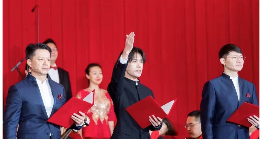 跨年晚会收视率出炉,湖南卫视仅排第二,他却在《新闻联播》跨年