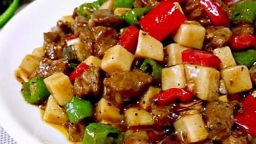 爱美女性常吃3种美食，滋阴补气，排毒养颜，清理子宫垃圾