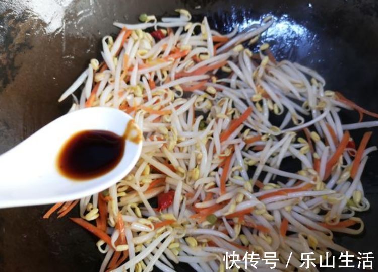 此物|韭菜和此物一起炒，每天炒一盘，改善视力，排出毒素，越吃越瘦