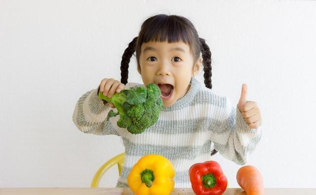 补充|宝宝吃西兰花有5个好处,一次补充多种维生素,宝宝健康有保障