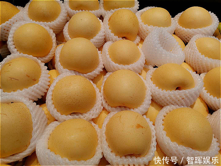 适合秋天的一种水果!比葡萄桔子养人,4块钱1斤,不懂吃可惜了