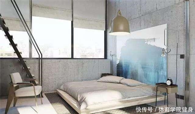 卧室|卧室里不要傻傻放大床，头一次见这种地台床，真懊悔我家装太早了！