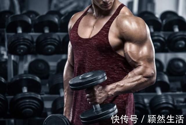 肌肉|健身1年的人跟当兵2年的人,身体和肌肉有什么样的差别?