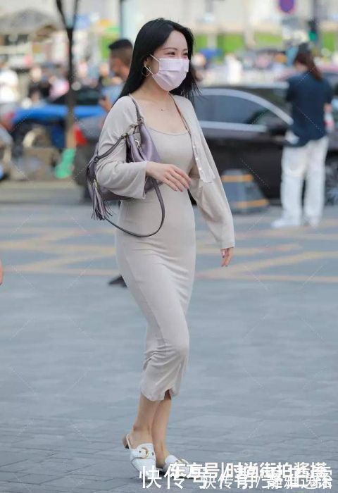 蕾丝|远远的看去就是妥妥的“小仙女”一枚,年轻且美丽