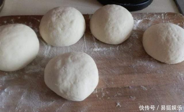 啤酒|蒸馒头别再用蜂蜜和酵母了, 用它发面, 8分钟快速发满盆