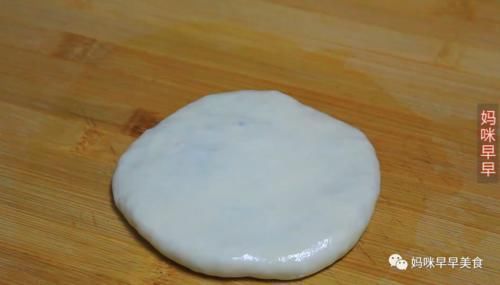 韭菜|这才是韭菜馅饼的正确做法，皮薄如纸，鲜香浓郁，一次8个不够吃