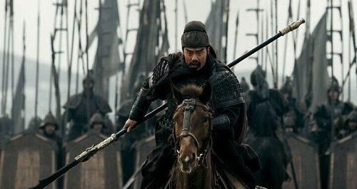 文丑|关羽为何能秒杀颜良和文丑？和一匹马有很大关系