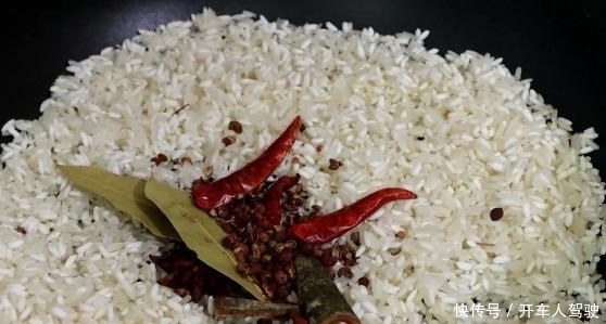 蒸肉粉怎么做52岁老阿姨拿手绝活,独一无二的好味道,比买的香